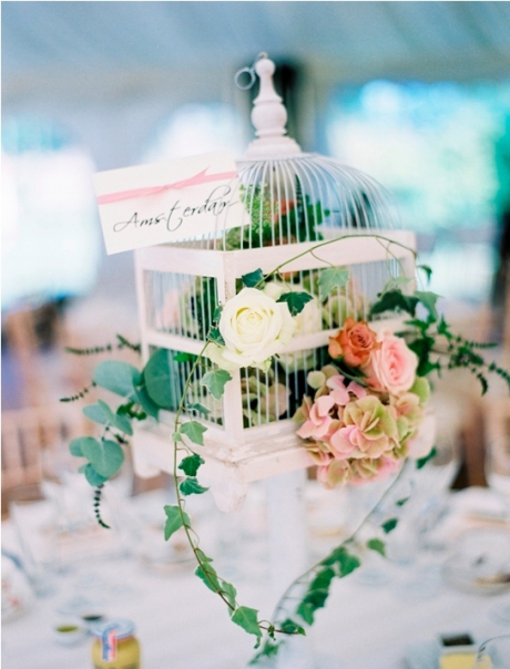 Last summers favourite vintage themed wedding Bird cage